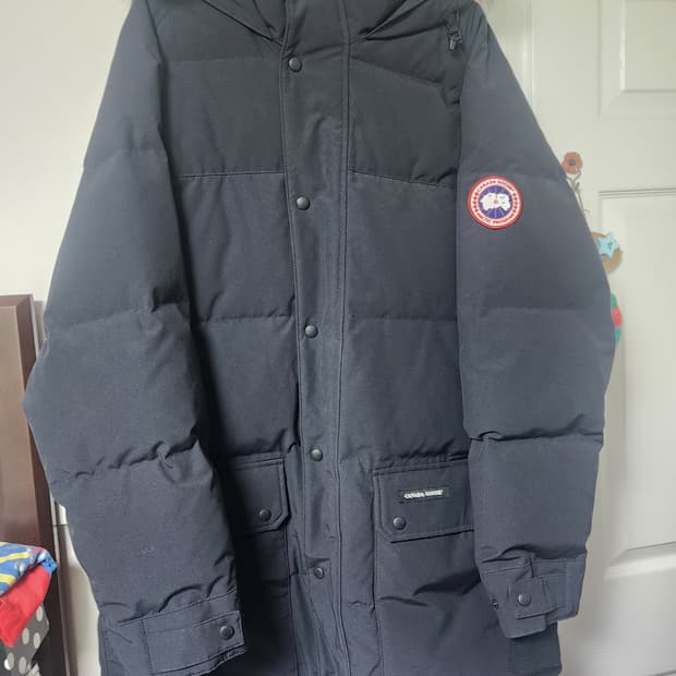 캐나다구스 에모리 파카 네이비 새제품 XXL 사이즈 CANADAGOOSE