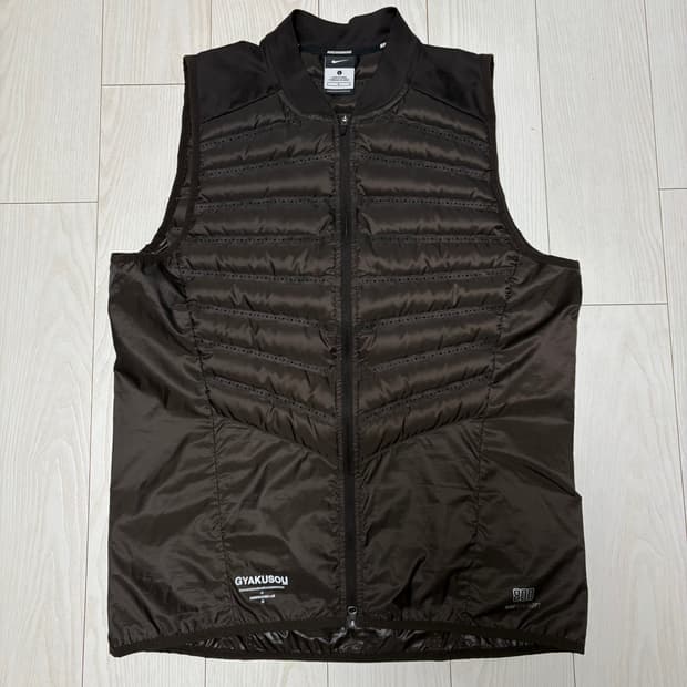 [L] 나이키 갸쿠소우 에어로로프트 베스트