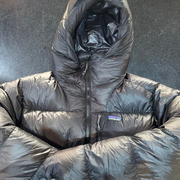 파타고니아 피츠로이 후디 패딩 L