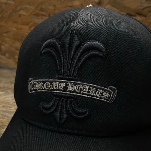 Chrome Hearts 크롬하츠 구형 올드 모델 플레어 스크롤 볼캡