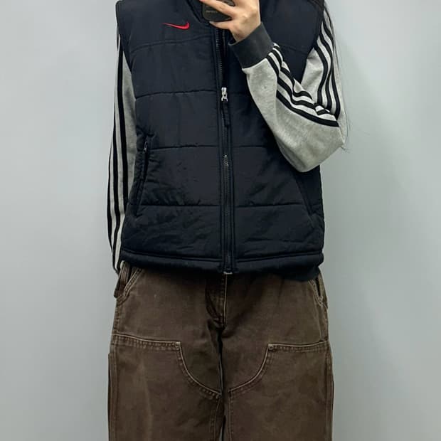 나이키 00s 블랙 조끼 패딩