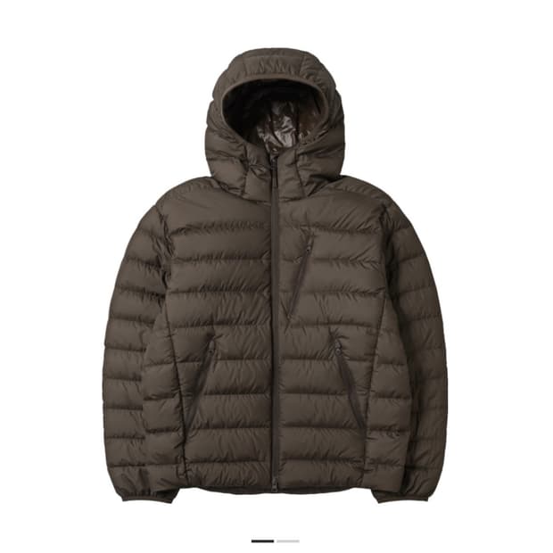 무신사 스탠다드 시티 레저 후드 라이트 다운 자켓 브라운