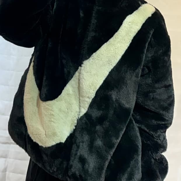 나이키 빅스우시 블랙 플리스