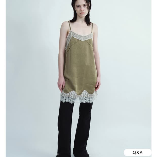 크리즈 레이스 미디 드레스 [Khaki]