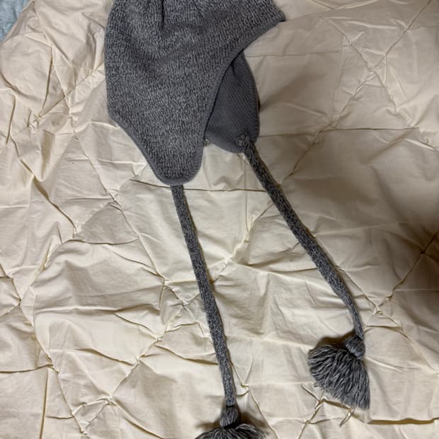 디센던트 니트비니 95000원