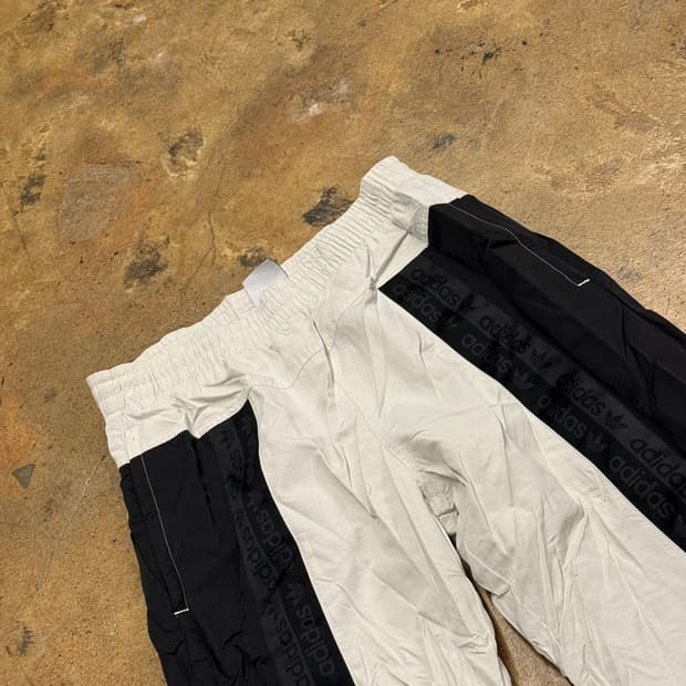 [정품/M] 아디다스 트레이닝 바지 블랙 화이트 b17