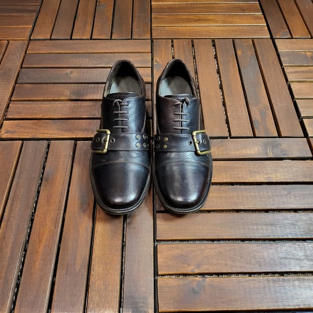 버팔로 구두 255m (매우 짙은 갈색에 가까움)