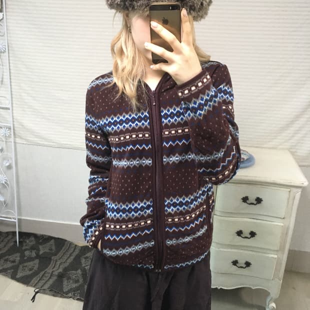 burgundy nordic pattern fleece zipup