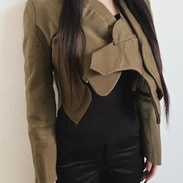 꼼데가르송 2010 spring RTW 런웨이 자켓