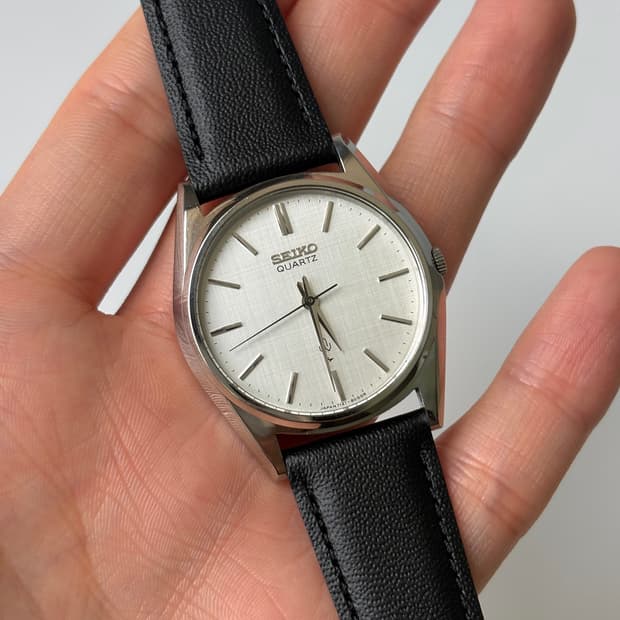 1980s Linen Dial Silver Quartz