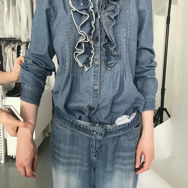 Eonts 에옹쓰 데님 프릴 블라우스