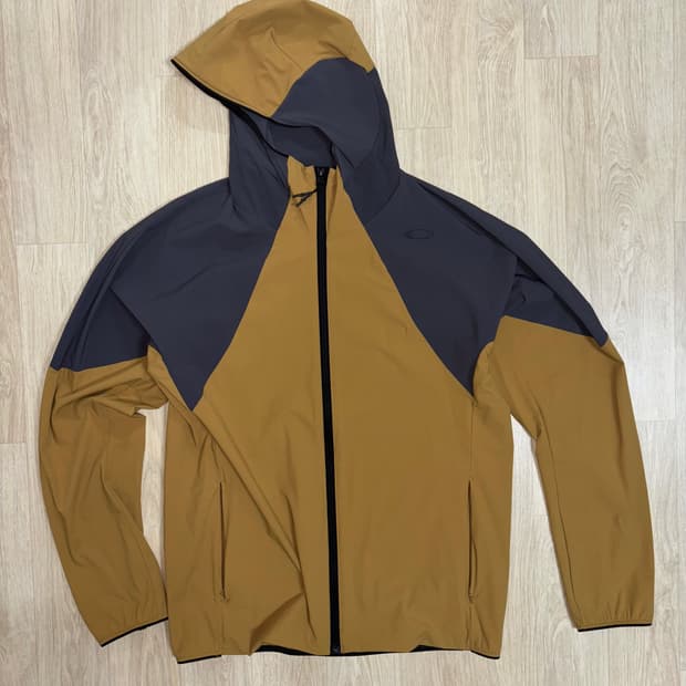 오클리 후드 집업