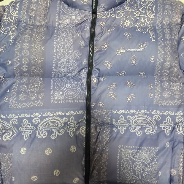 디스이즈네버댓 패딩  pertex down 자켓 페이즐리 L