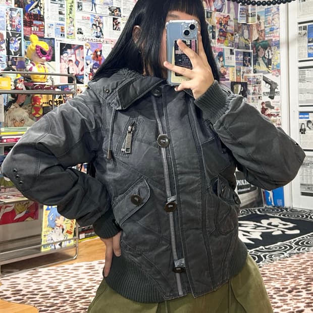 빈티지 워싱 차콜 MA-1 패디드 누빔 하이넥 점퍼