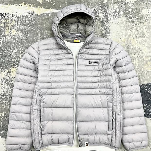 베이프 Bape 레터링로고 경량패딩 그레이