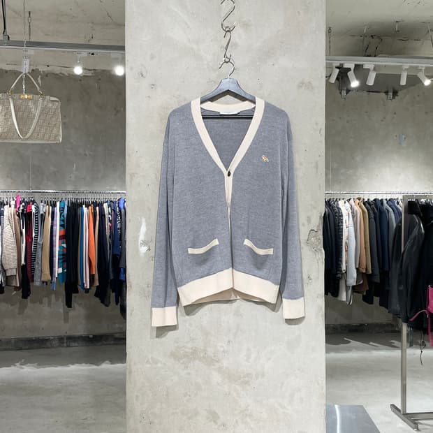 메종 키츠네 멜란지 그레이 폭스 패치 패널 가디건