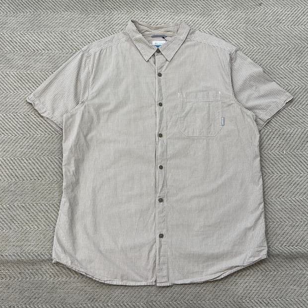 컬럼비아 체크 하프셔츠 r3915