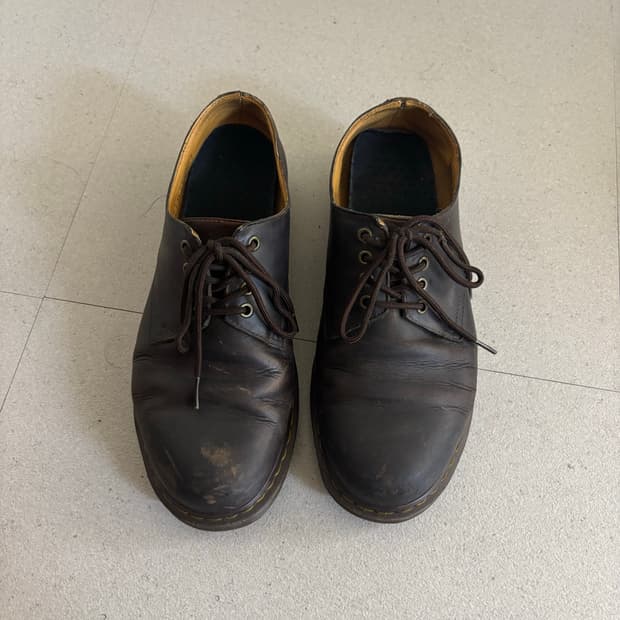 닥터마틴 브라운 11