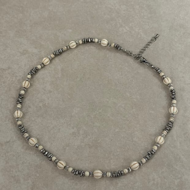 산호 호박석 헤마타이트 레이어드 목걸이