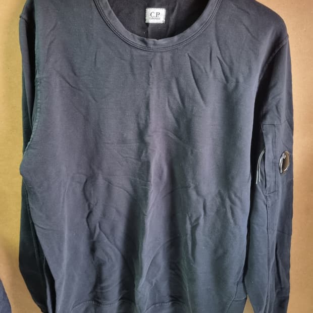 CP 컴퍼니 남성 맨투맨 