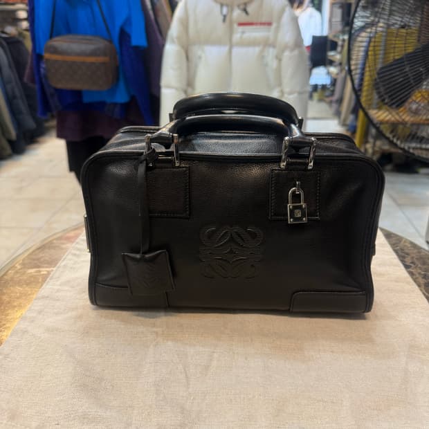 정품 로에베 아마조나 28 팝니다