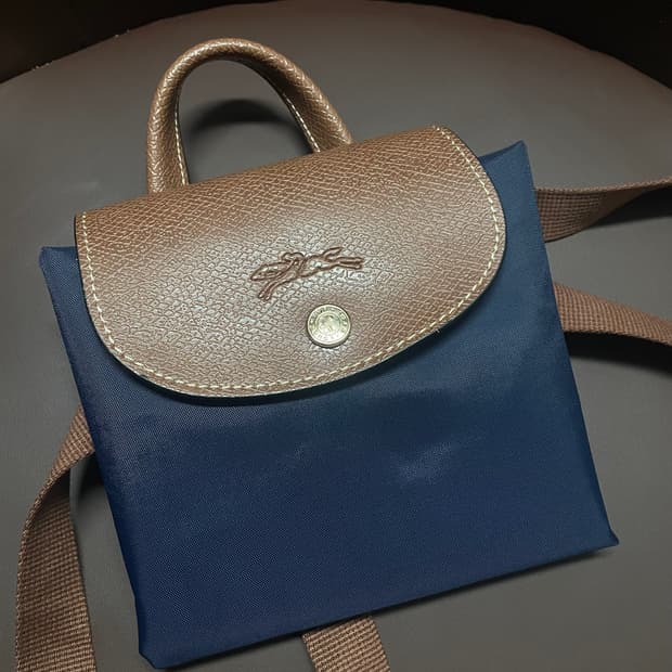 롱샴 백팩 네이비(새상품)