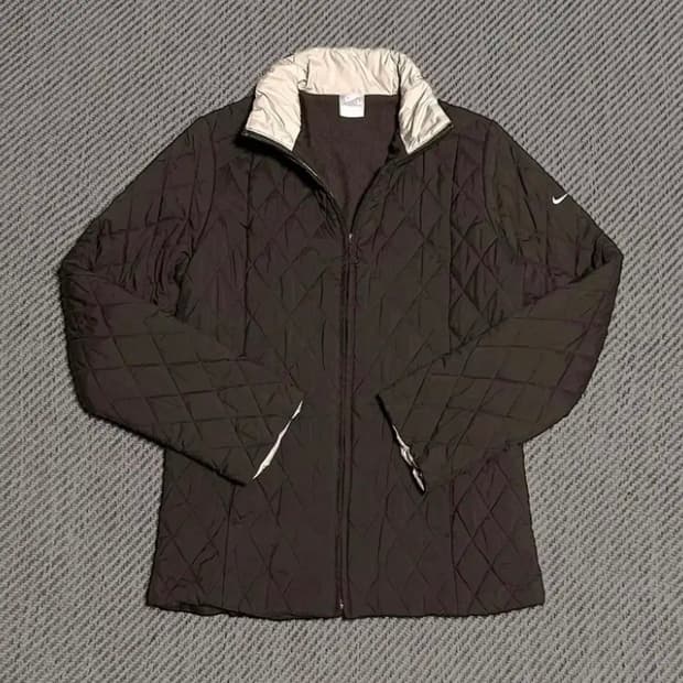 나이키 스우시 초코 브라운 빈티지 경량 패딩 퀄팅 자켓