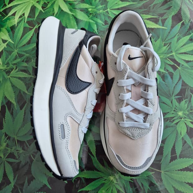 (세일)(새상품) 나이키 피닉스 와플 FD2196