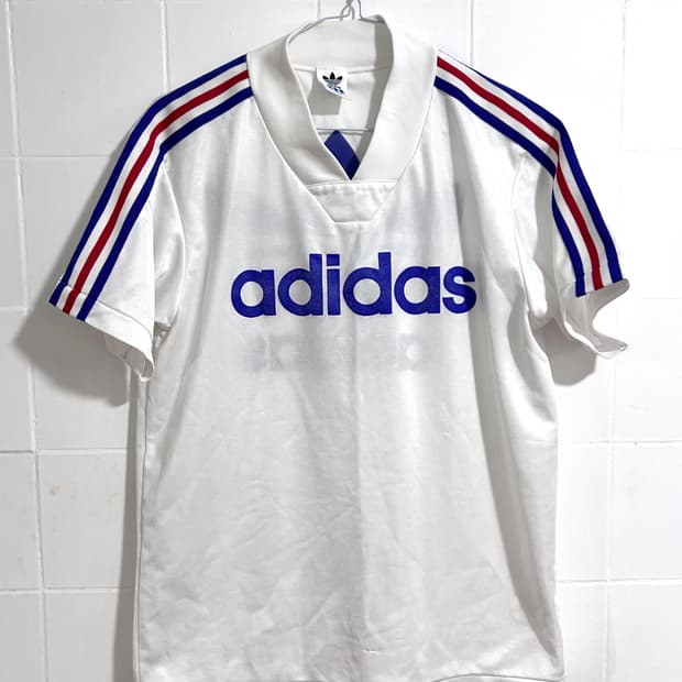 아디다스 90s 빅트레포일 반팔