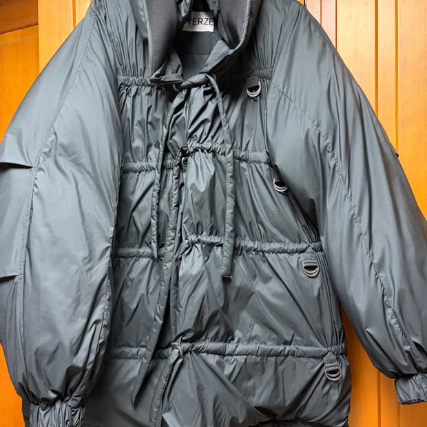 퍼버즈 패딩 판매합니다.