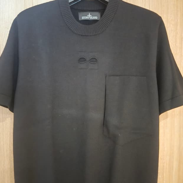 매장판]스톤아일랜드 와펜 자수 포켓 니트 / 100-105