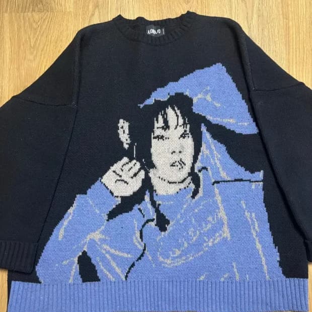 아조바이아조 니트