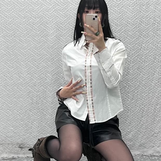 버버리 빈티지 페미닌 화이트크림 노바체크 슬림핏 셔츠 XL C13961