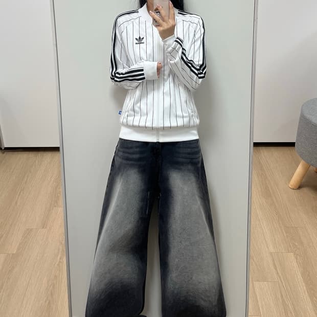 아디다스 스트라이프 화이트 트랙탑 져지