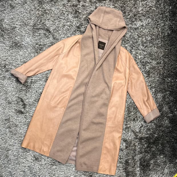 데시데 여성 천연 양가죽 후드 울 코트 (88-94-160)