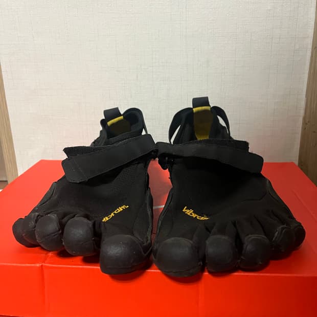 비브람 파이브핑거스 270