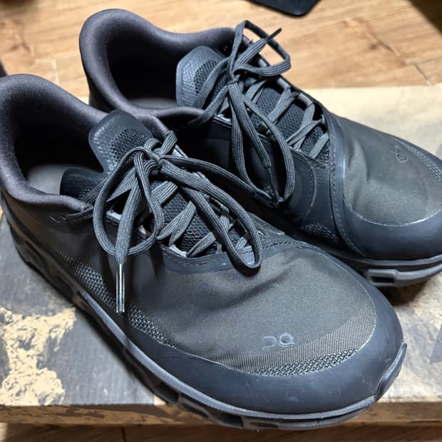 255) 온러닝 파프 클몬2 쏜 브라운 판매해요. 