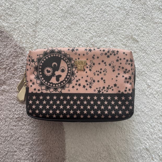 안나수이 파우치