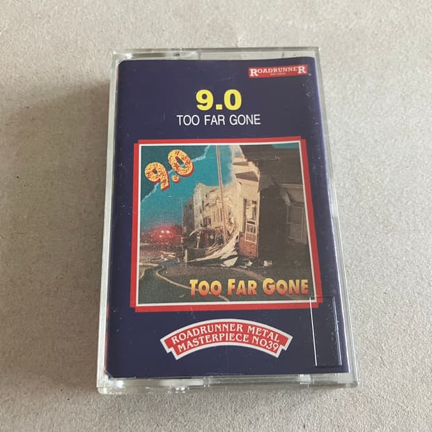 9.0 Too Far Gone 헤비메탈 카세트테이프