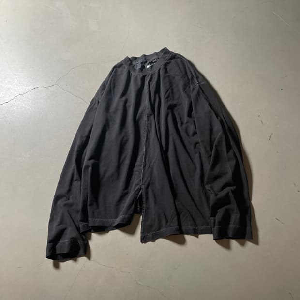 H•d 다이닝 염색 오버핏 커팅 롱슬리브 티셔츠