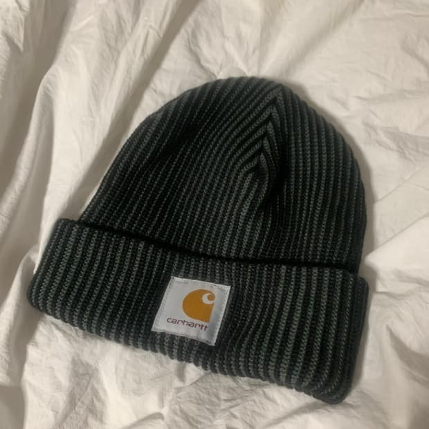 칼하트 스트라이프 비니