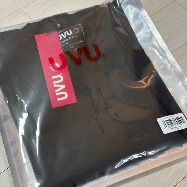 uvu 1/4 하프집업 L 새상품