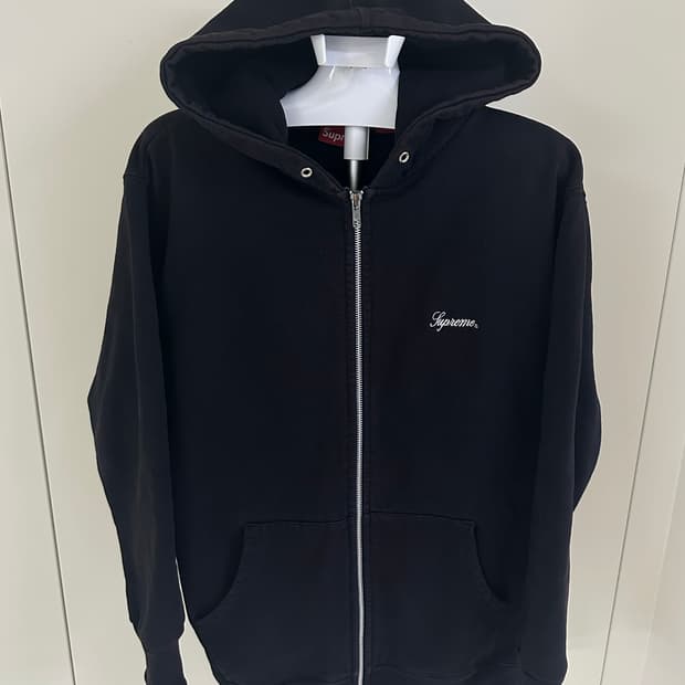 00s supreme zip hoodie 