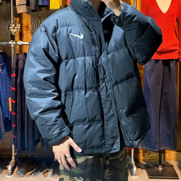 L 나이키 00s 스우시 뉴챔프 블랙 패딩