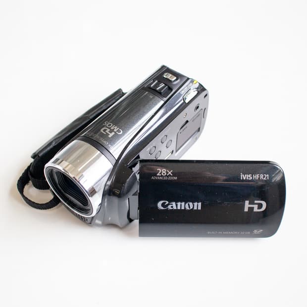 Canon Ivis HF R21 / 빈티지 디지털 캠코더 