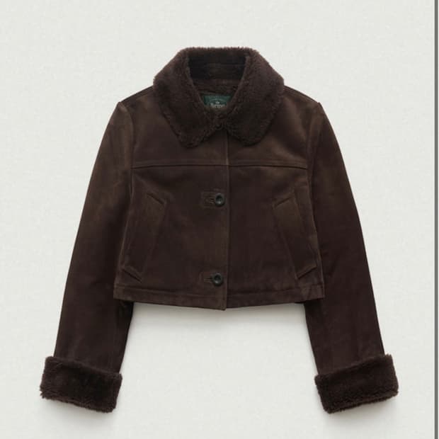 더바넷 Mont Blanc Cropped Shearling Jacket