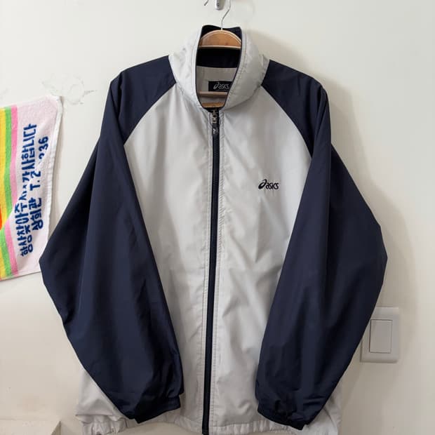 212. 아식스 빈티지 바람막이