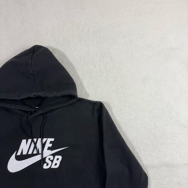 나이키 SB 빅로고 블랙 후드티