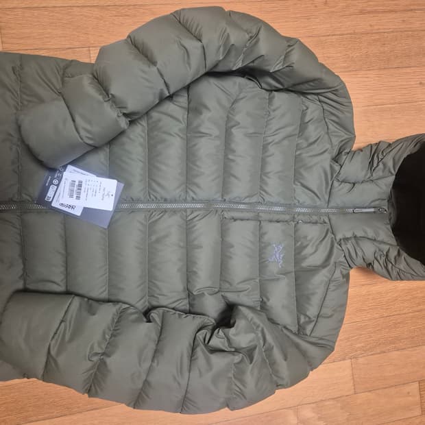 토륨 후디 타츠