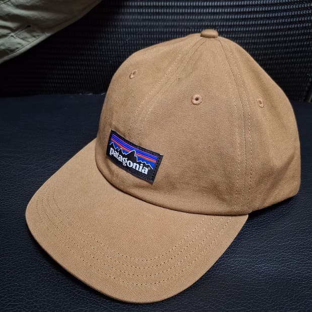 파타고니아 p6 볼캡 브라운
